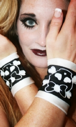 Wrists Printed BSkull BW