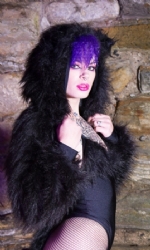 Cat Fluffy shrug BLK