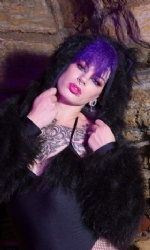 Cat Fluffy shrug BLK
