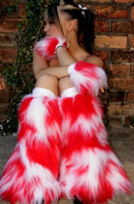 Red/Wht Fluff & Cuff