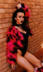 Crop camo fur coat