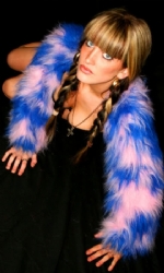 FurShrug Blu/CandyCam