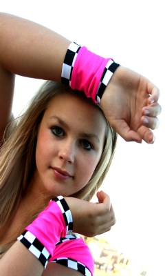 Wristies Pink/Race