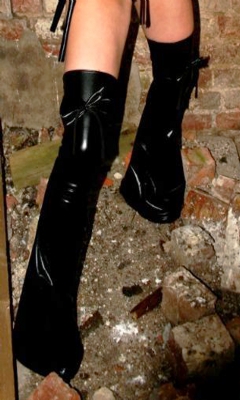 Bow Wetlook Legs